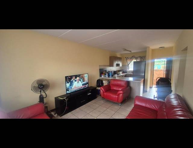 2 BEDROOM APARTMENT FOR SALE IN FLORIDA